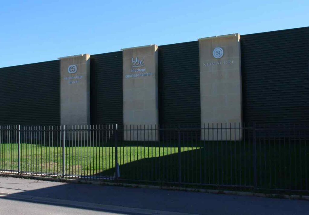 bâtiment industriel