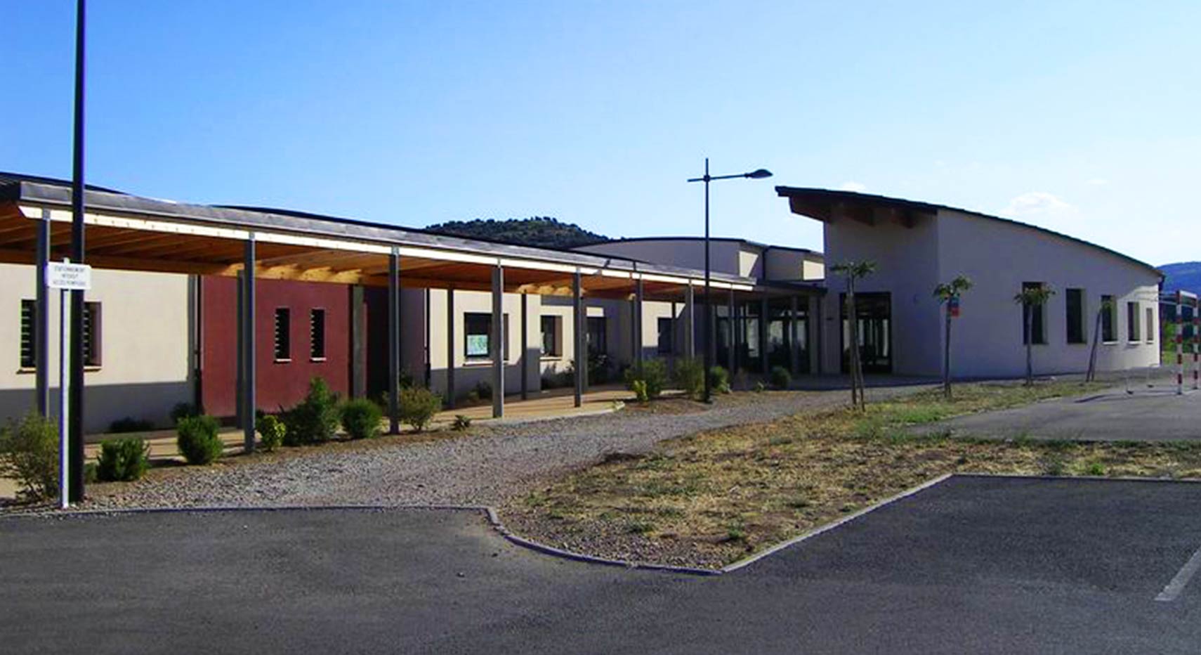 école